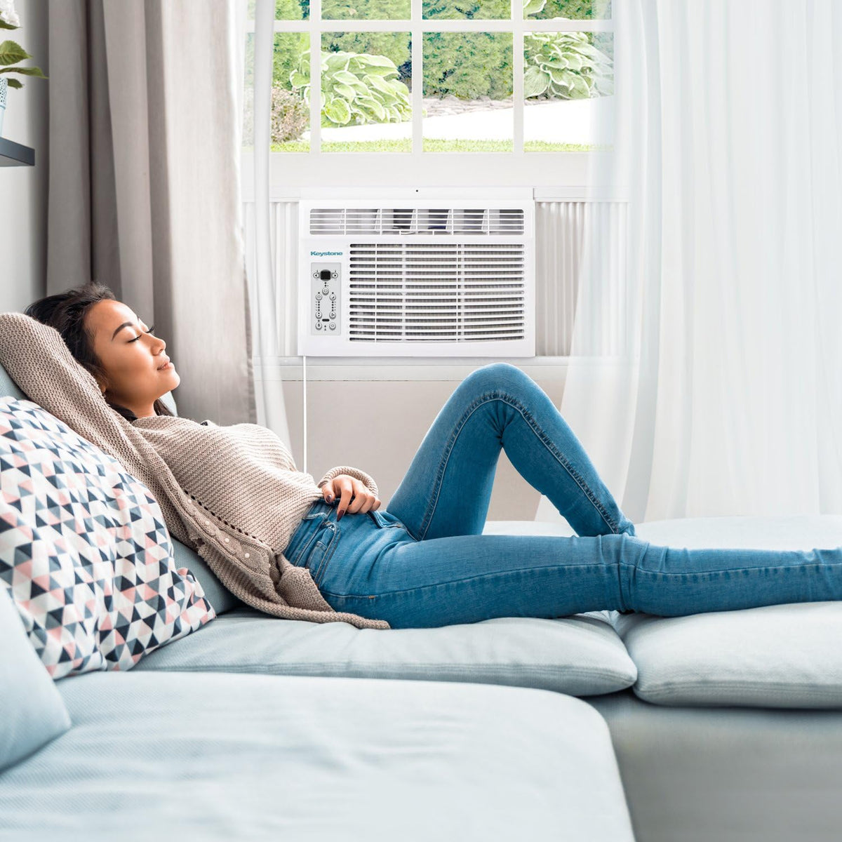 8,000 BTU Window Air Conditioner J3844